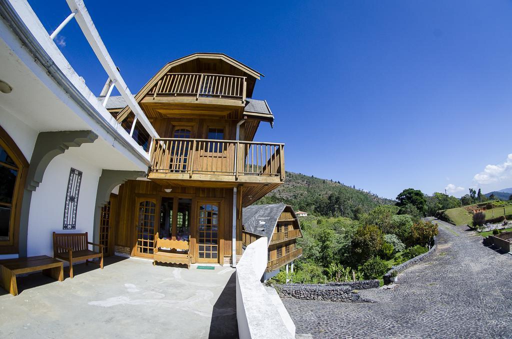 Hotel Fazenda Saint Claire Campos do Jordão Esterno foto